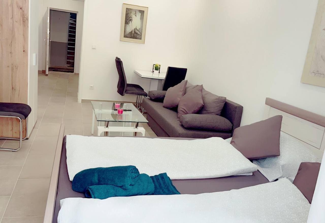 Queen Apartment 4P Wl เวียนนา ภายนอก รูปภาพ