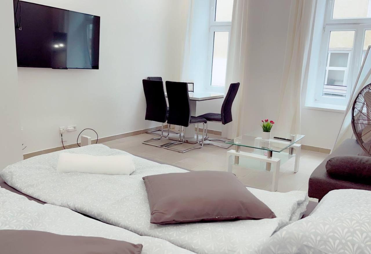 Queen Apartment 4P Wl เวียนนา ภายนอก รูปภาพ
