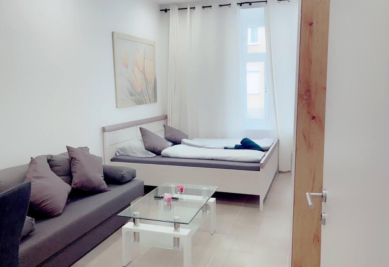 Queen Apartment 4P Wl เวียนนา ภายนอก รูปภาพ